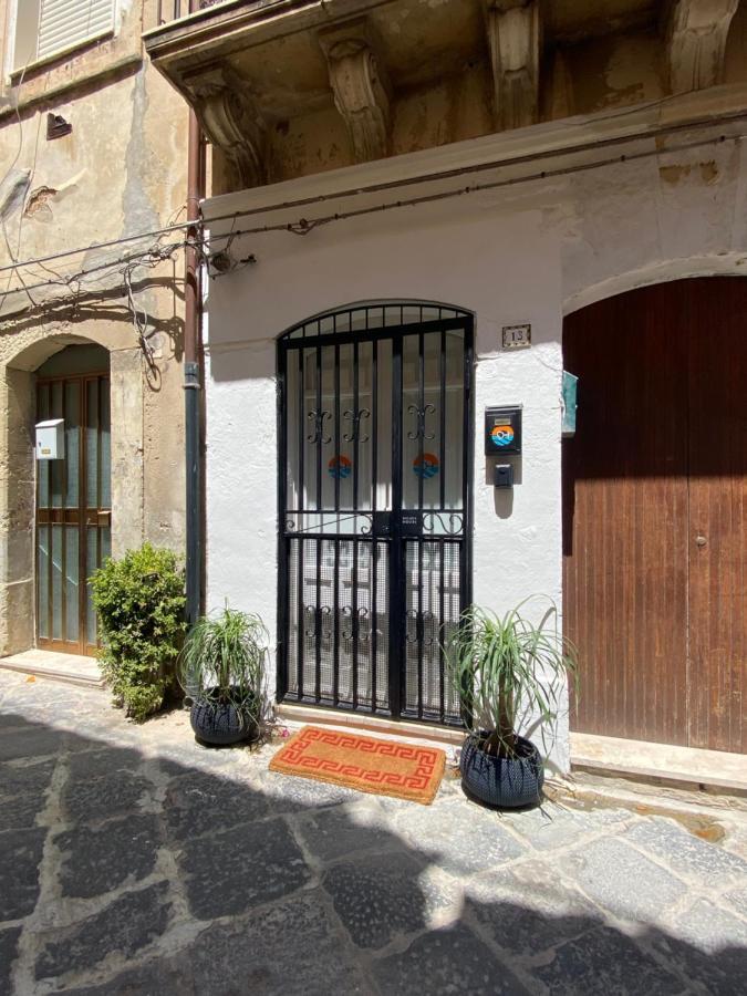 Апартаменты Delizia House Ortigia,Centro Citta, Vicino Al Mare Сиракузы Экстерьер фото