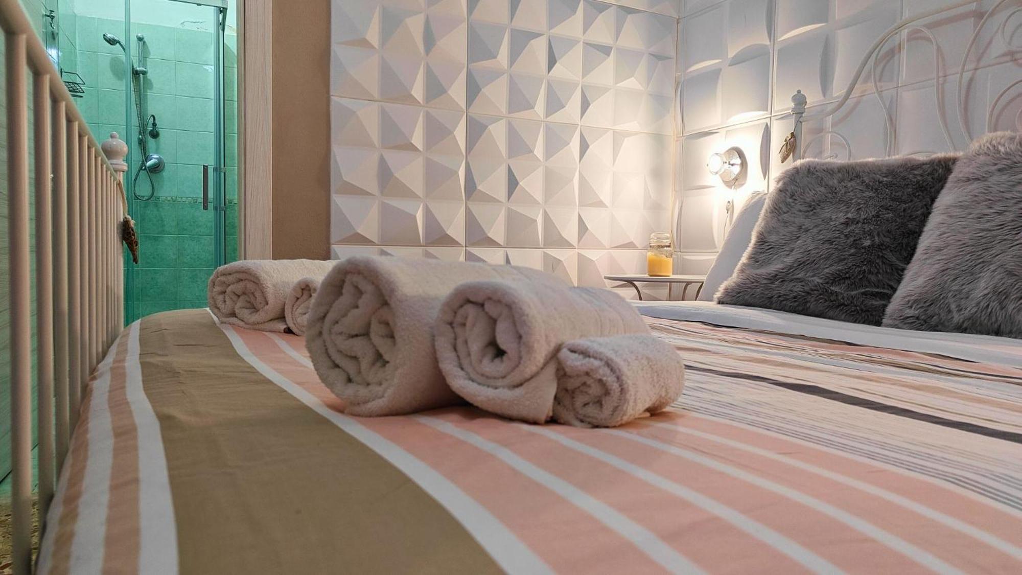 Апартаменты Delizia House Ortigia,Centro Citta, Vicino Al Mare Сиракузы Экстерьер фото