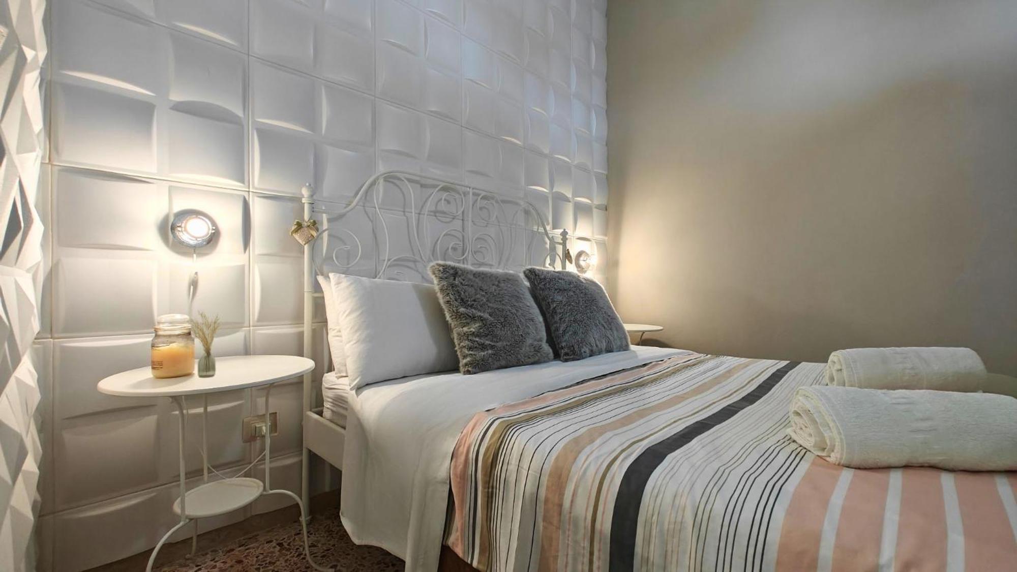 Апартаменты Delizia House Ortigia,Centro Citta, Vicino Al Mare Сиракузы Экстерьер фото